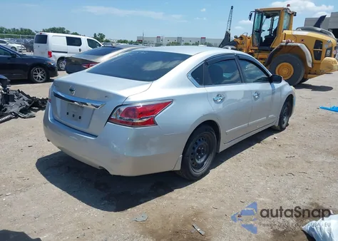 2015 Nissan Altima 2.5 S from USA, damaged, VIN 1N4AL3AP3FC264951